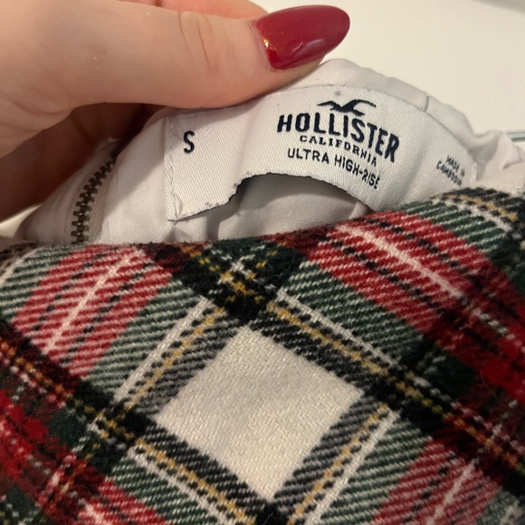 Hollister Christmas Plaid Skirt - Picture 9 of 9
